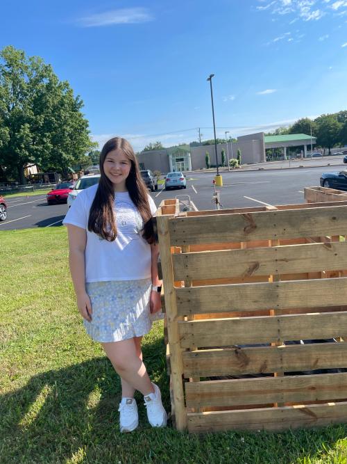 Sophie Gehring Builds Compost Bin for Faith Community Garden